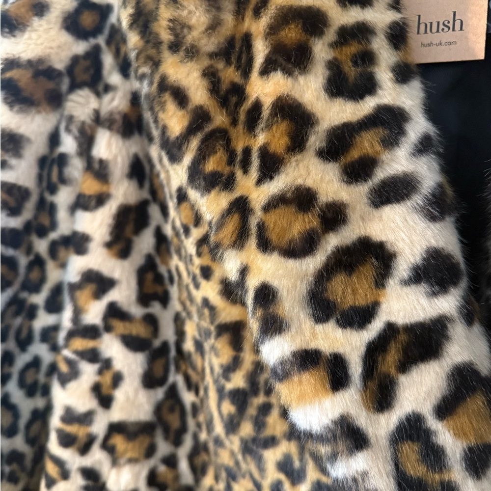 Leopard Print Faux Fur Coat - Women - Picture 3 of 10